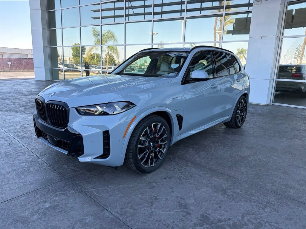 New 2026 BMW X5 xDrive50e SUV