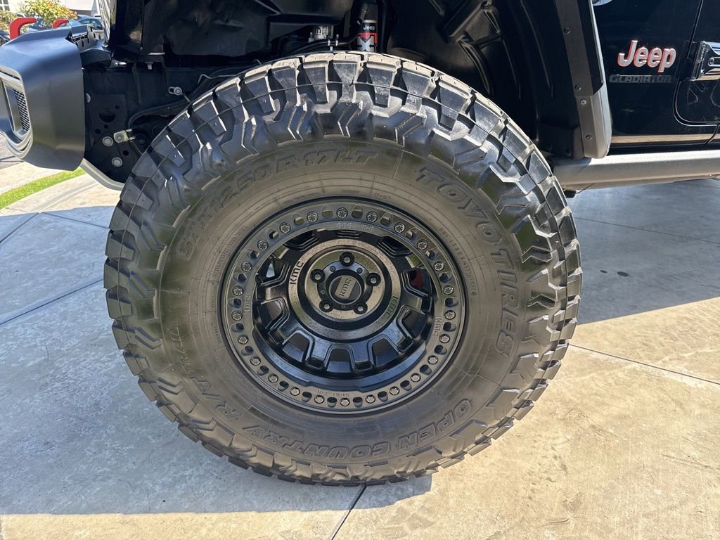 2022 Jeep Gladiator Mojave photo 5