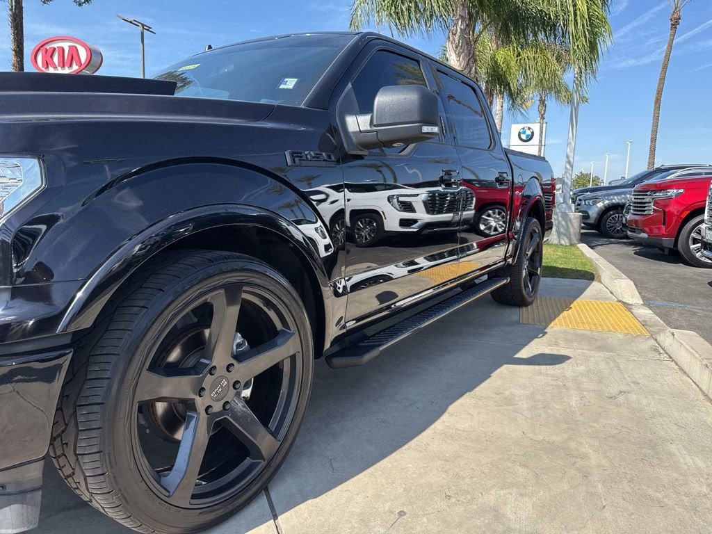 2020 Ford F-150 XLT photo 2