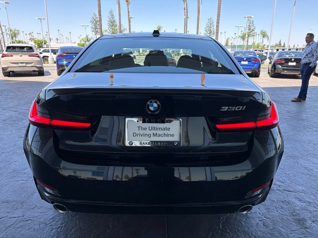 New 2026 BMW 3 Series 330i Sedan