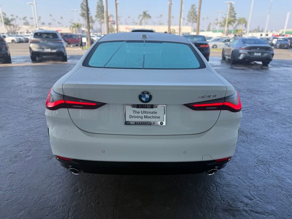 2025 BMW 430i 430i photo 4