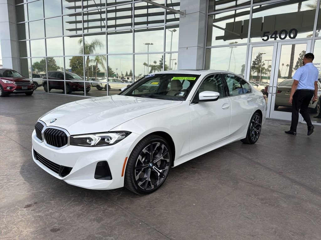 2025 BMW 330i Sedan 