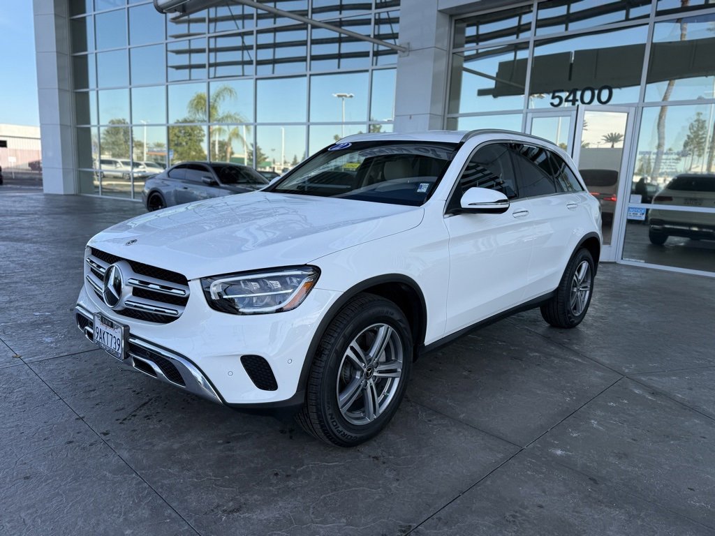 2022 Mercedes-Benz GLC GLC300's photo
