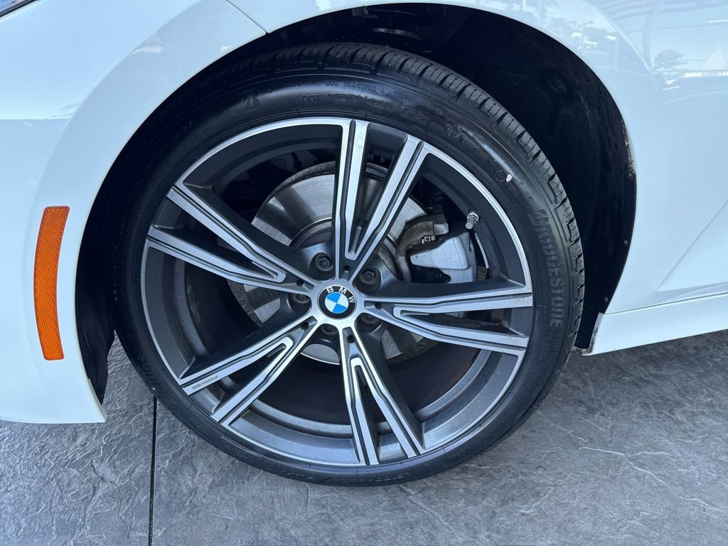 2024 BMW 330i 330i photo 5