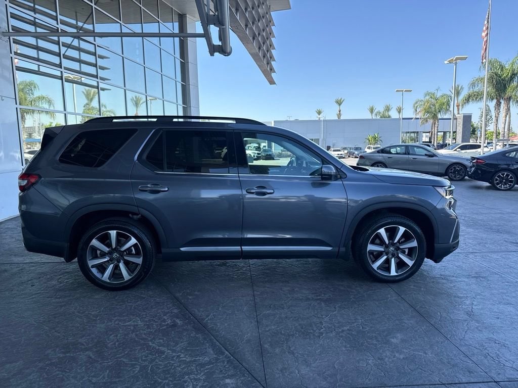 Used 2024 Honda Pilot Touring SUV