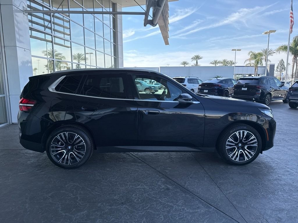 2025 BMW X3 30 xDrive photo 3