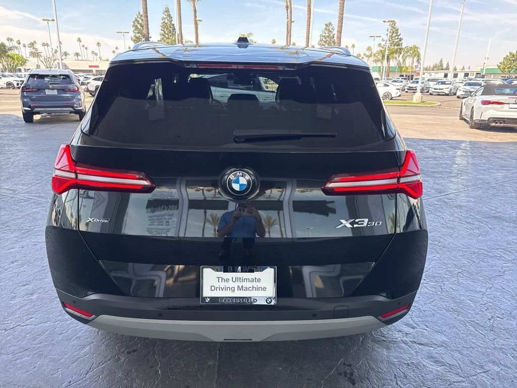 2025 BMW X3 30 xDrive photo 4