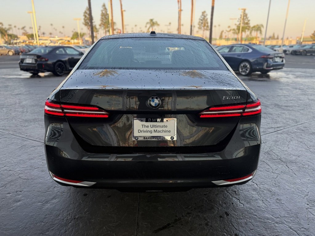 2025 Bmw 530i Sedan photo 4