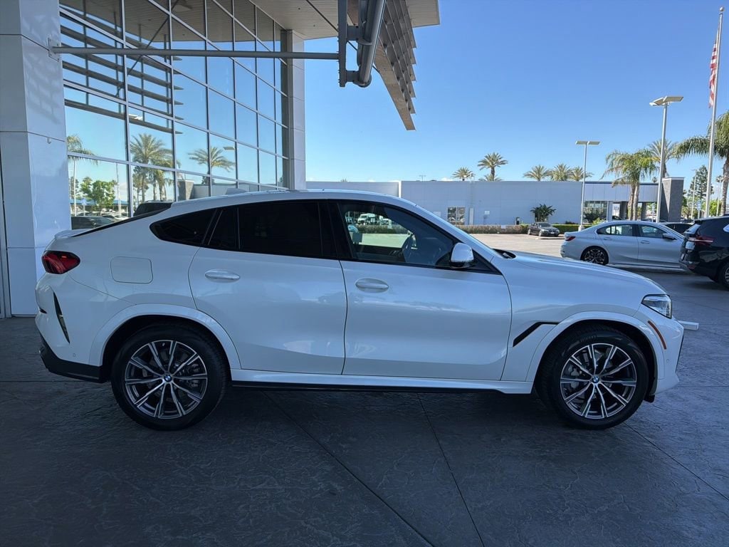 2023 BMW X6 xDrive40i photo 3