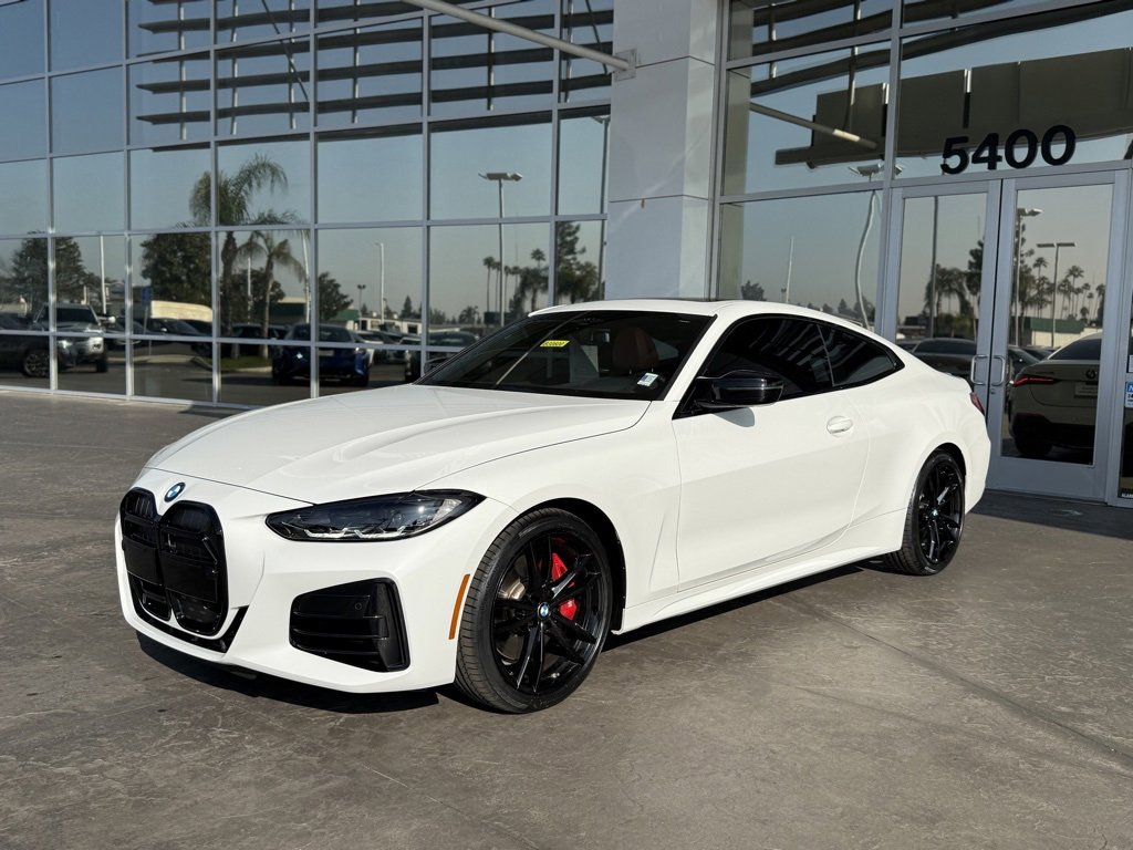 2022 BMW M440i Coupe 