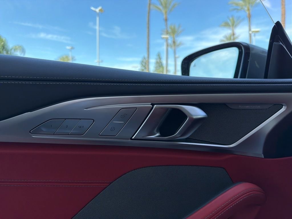 2026 BMW 8 Series 840i - Photo 7
