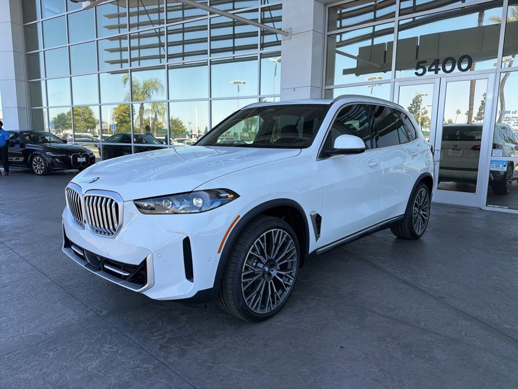 2026 BMW X5 sDrive40i's photo