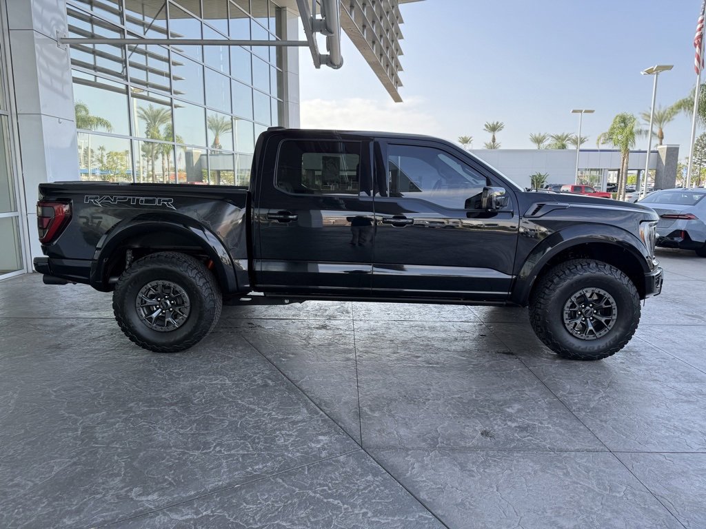 2022 Ford F-150 Raptor photo 3