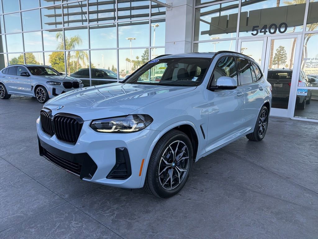 2023 BMW X3 sDrive30i's photo