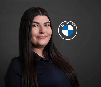 Staff member Samantha Cesani from ID_1004d4bec9ad