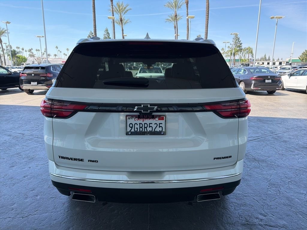 2023 Chevrolet Traverse Premier photo 4