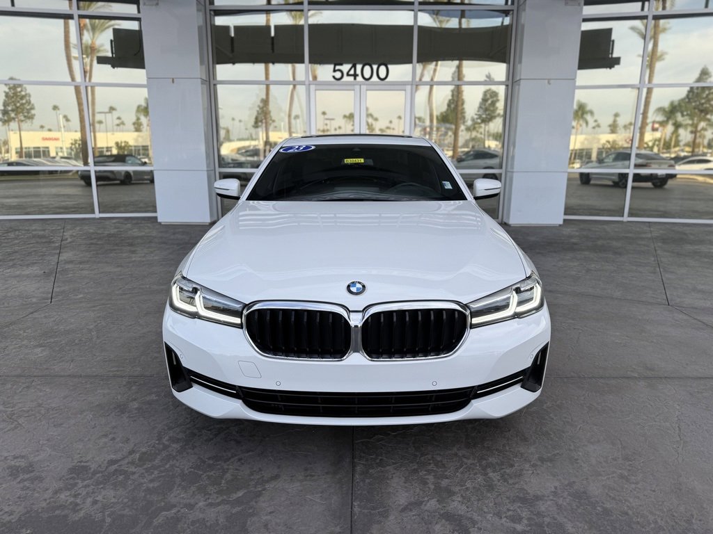 2023 Bmw 530i Sedan photo 2