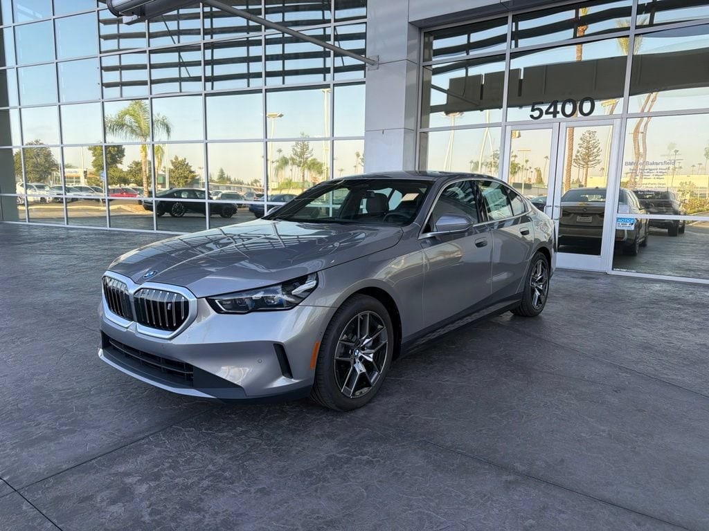 2026 BMW i5 Sedan 