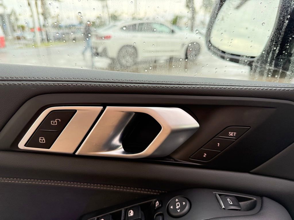 2026 BMW X5 xDrive40i photo 6