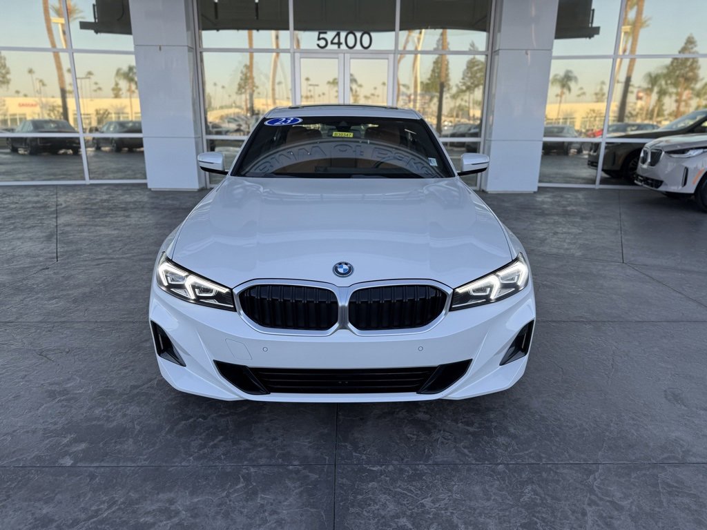 2023 Bmw 330e photo 2