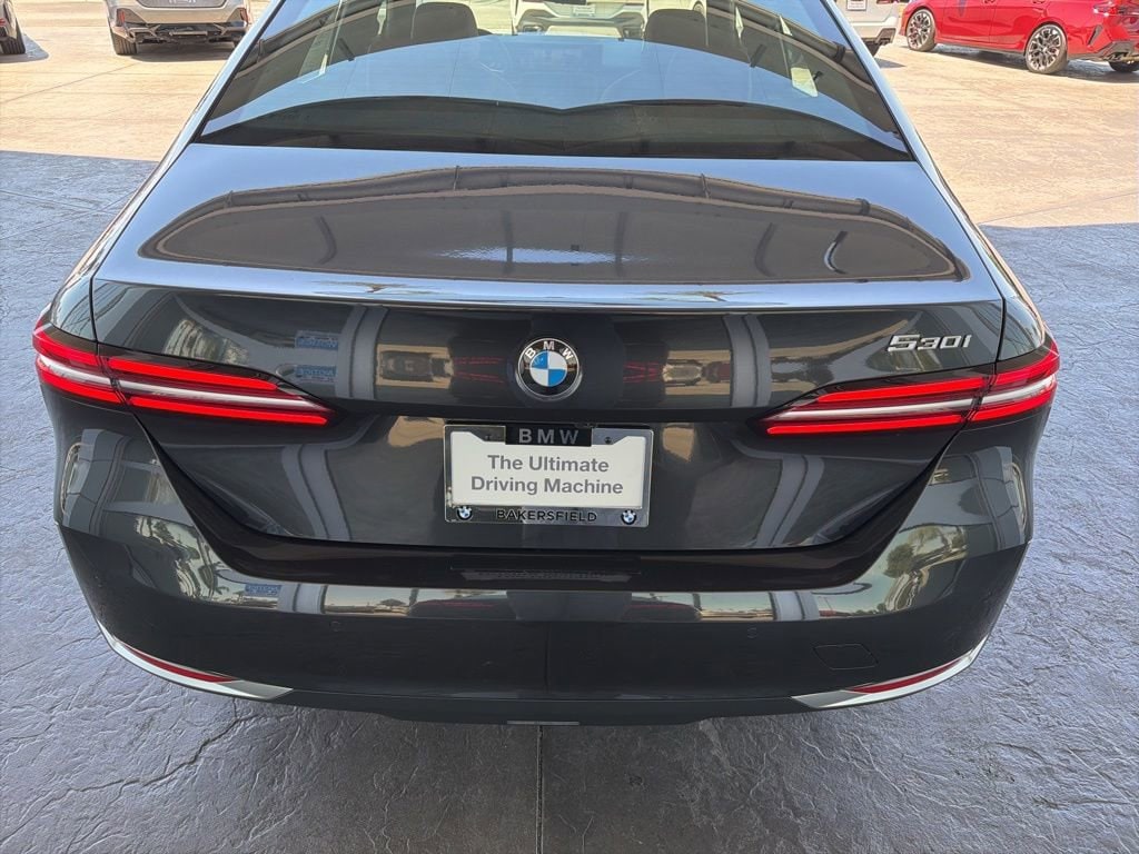 New 2026 BMW 5 Series 530i Sedan