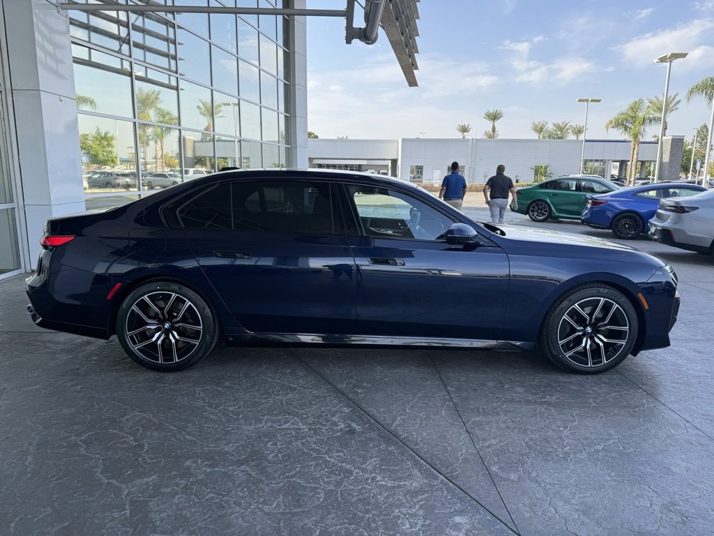 2023 Bmw 760i xDrive photo 4