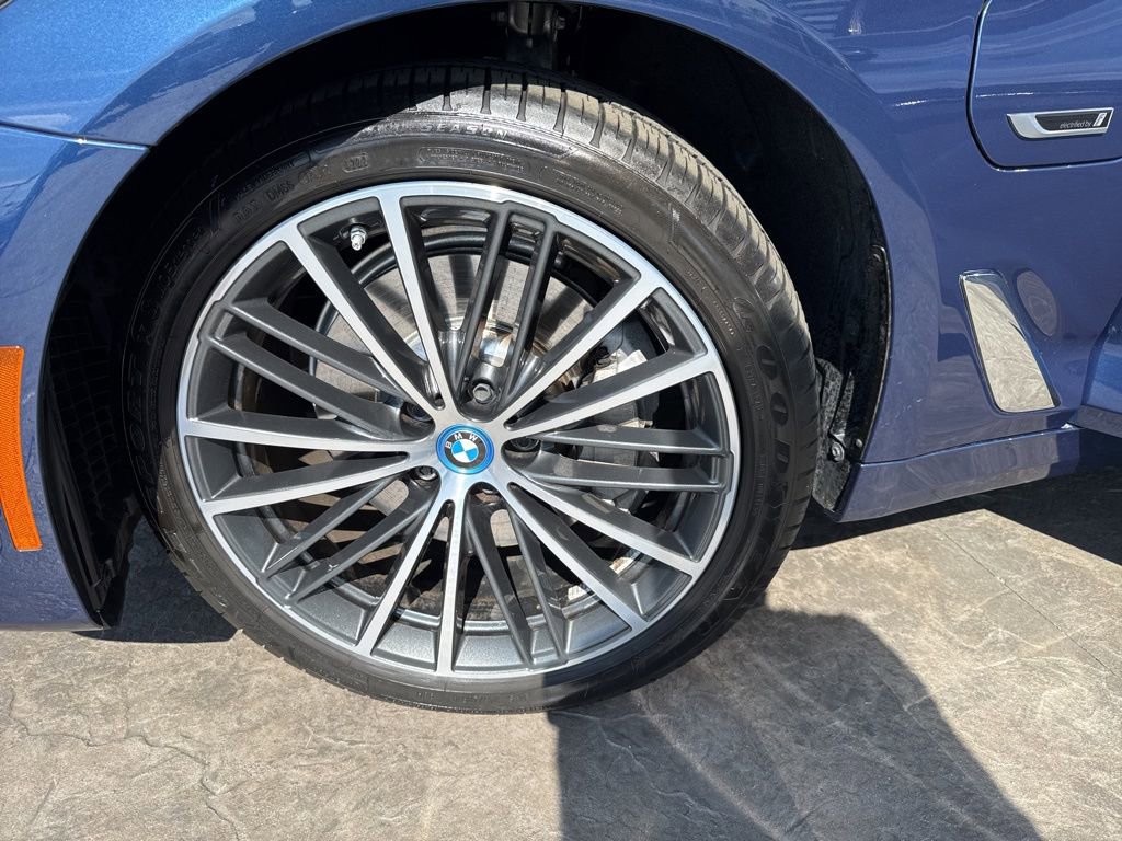 2023 BMW 530e 530e photo 4
