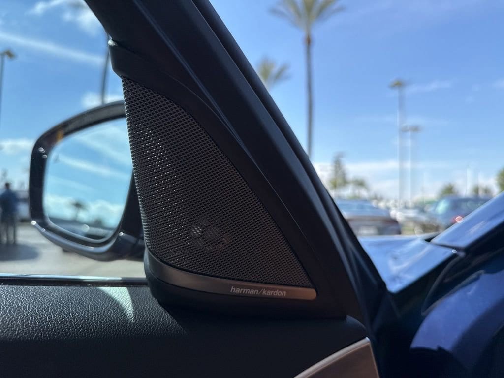 2023 BMW 530e 530e photo 6