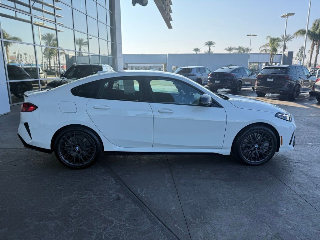 2025 BMW M235i M235 xDrive photo 3