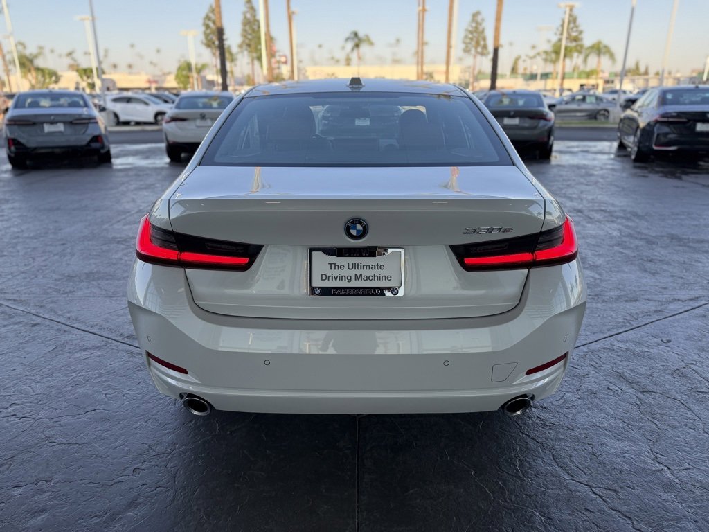2023 Bmw 330e photo 4