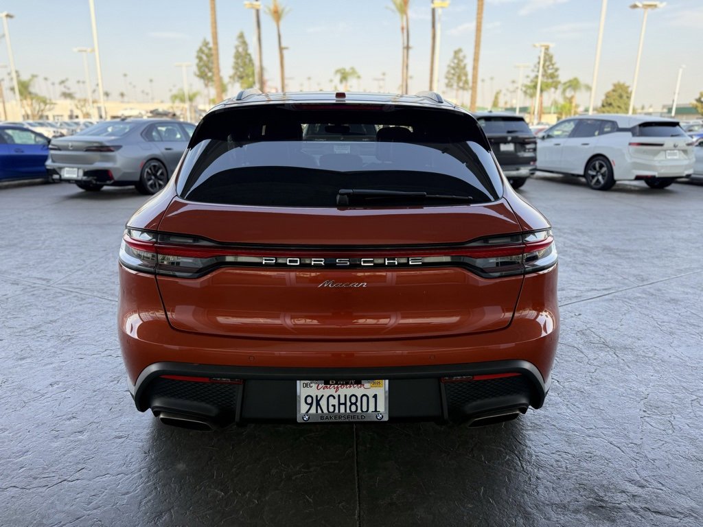 2023 Porsche Macan T photo 4