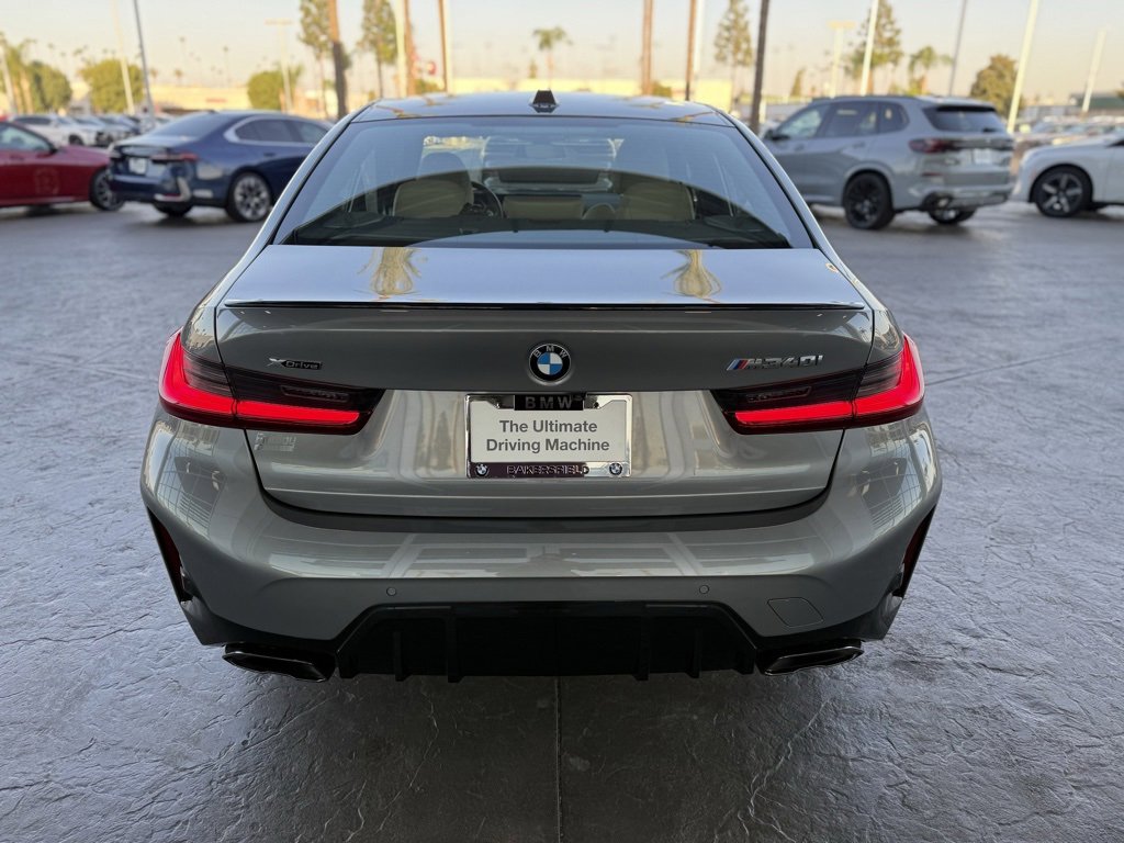 2024 Bmw M340i xDrive Sedan photo 4