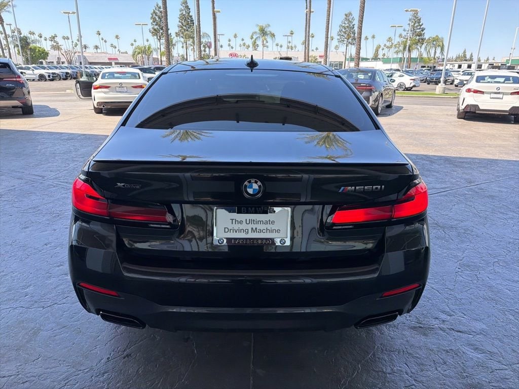 2023 BMW M550i M550i xDrive photo 4
