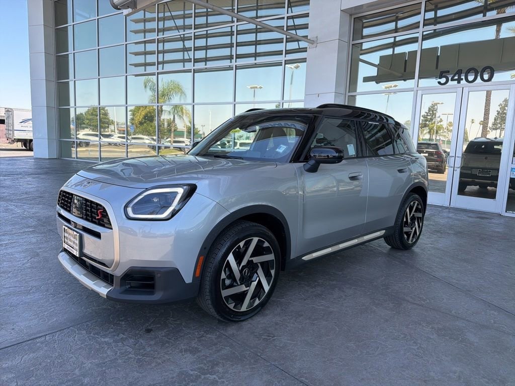 2025 MINI Countryman S ALL4's photo