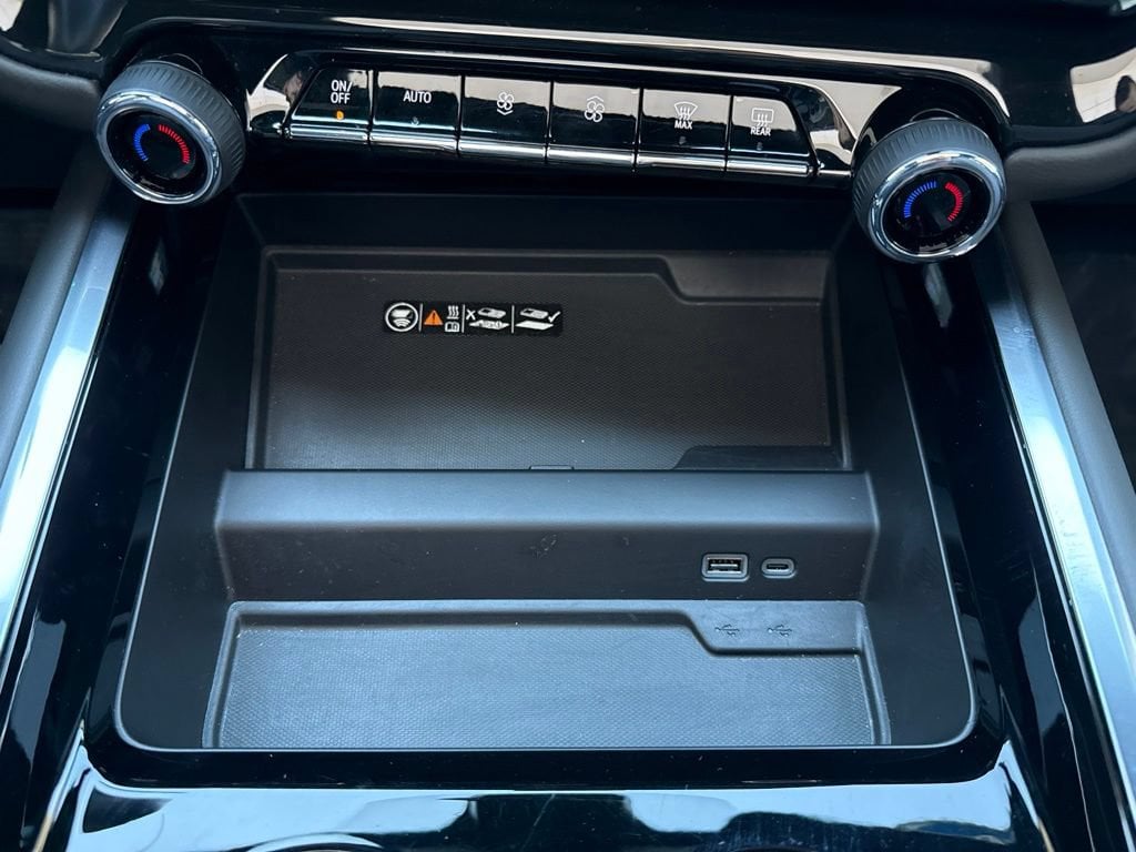 2025 Chevrolet Tahoe High Country - Photo 19