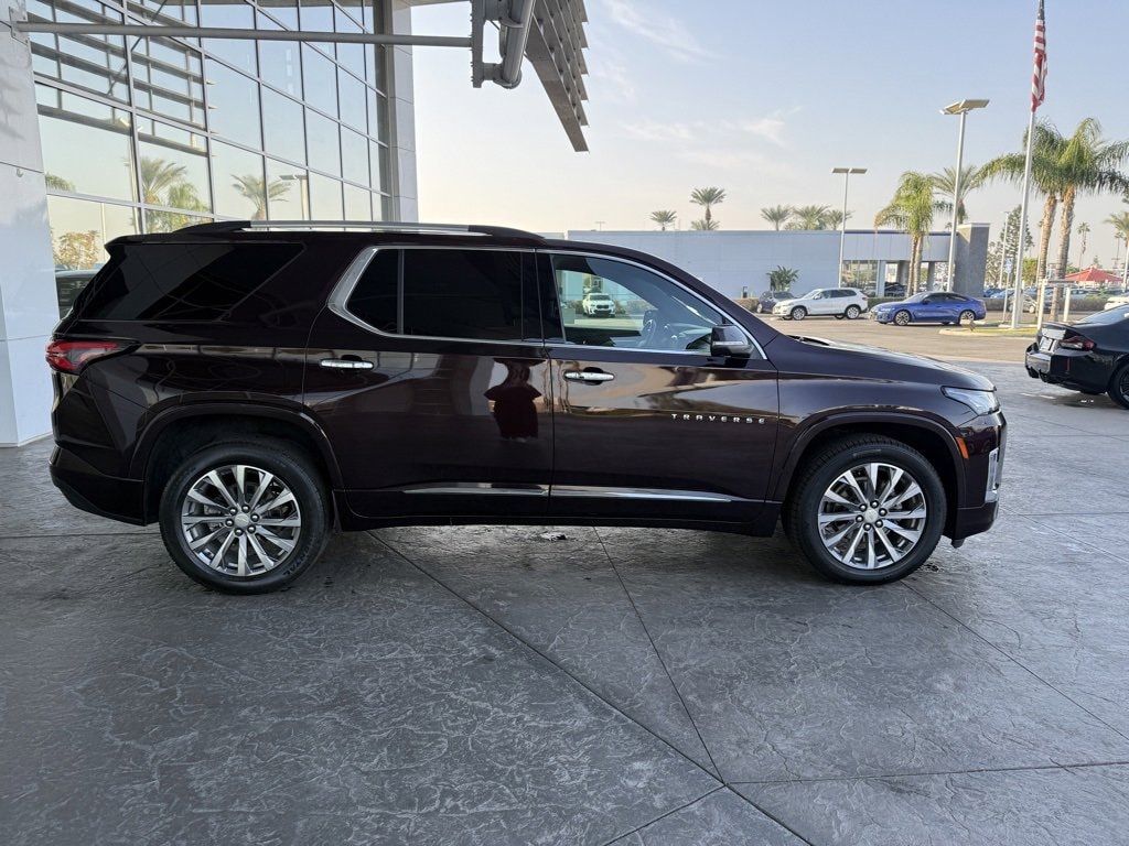 Used 2023 Chevrolet Traverse Premier SUV
