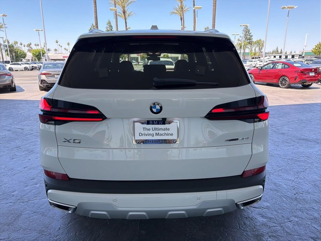New 2026 BMW X5 sDrive40i SUV