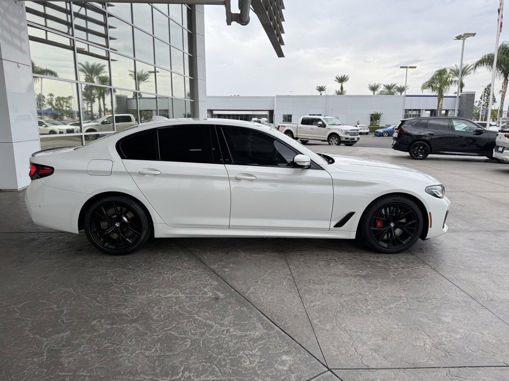 2023 Bmw 540i Sedan photo 3