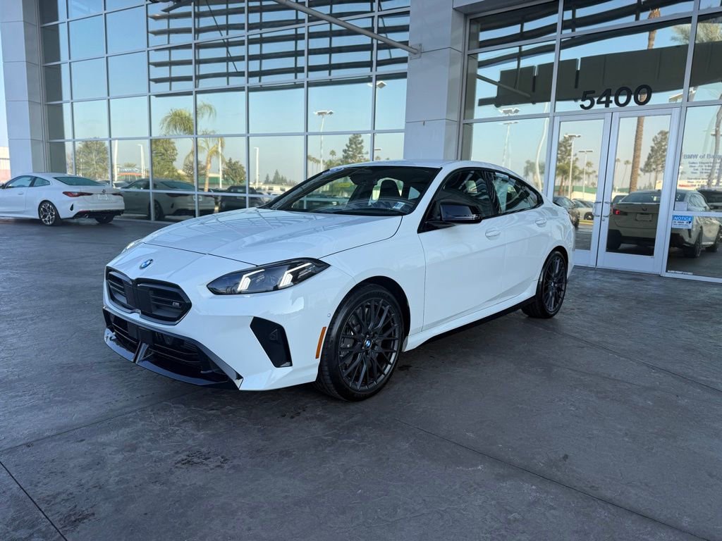 2025 BMW M235i M235 xDrive photo 1