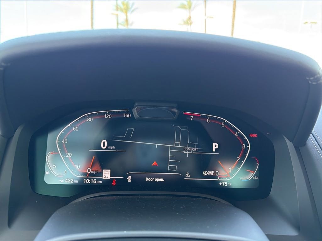 2026 BMW 8 Series 840i - Photo 18