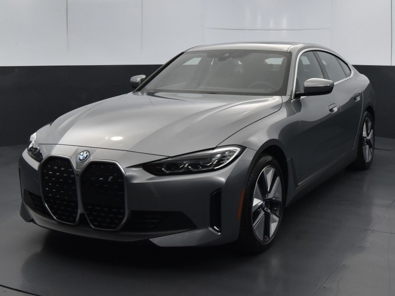 2023 BMW i4 35's photo