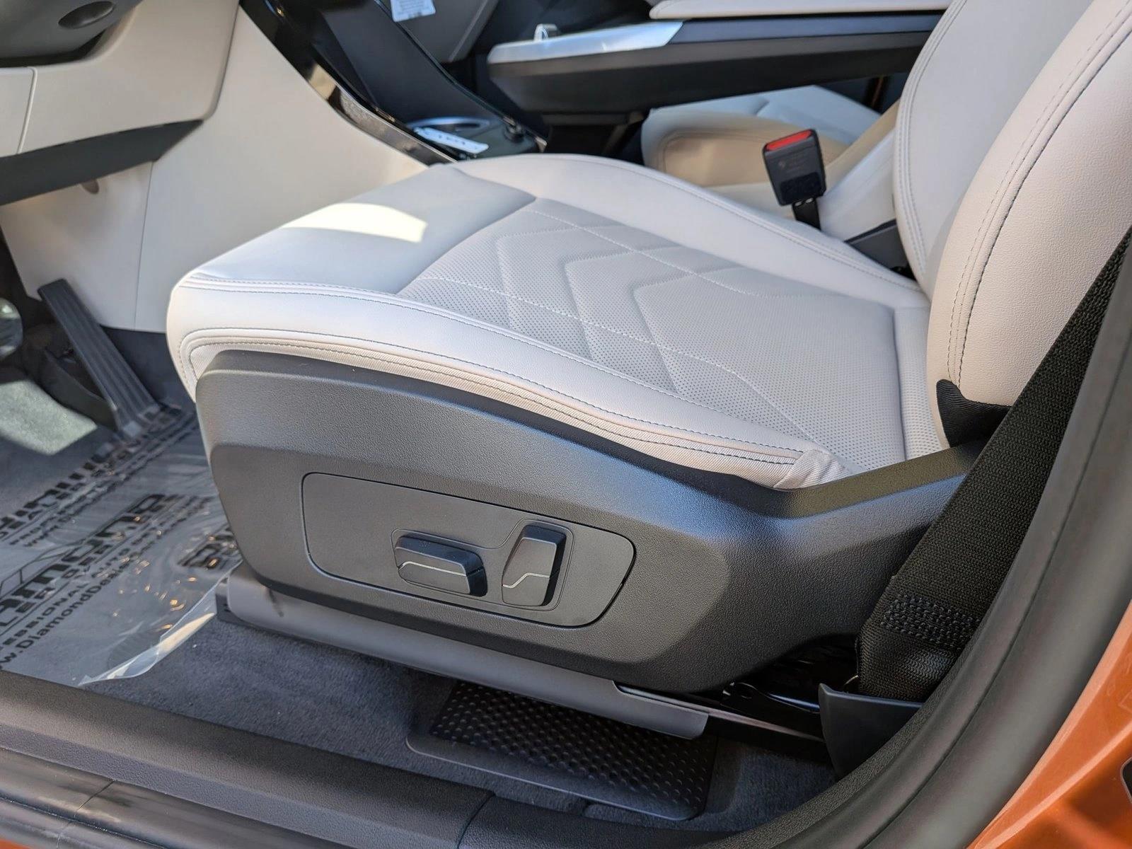 2025 Bmw X1 XDrive28i photo 3