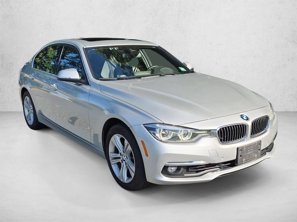 Used 2018 BMW 330i xDrive Sedan