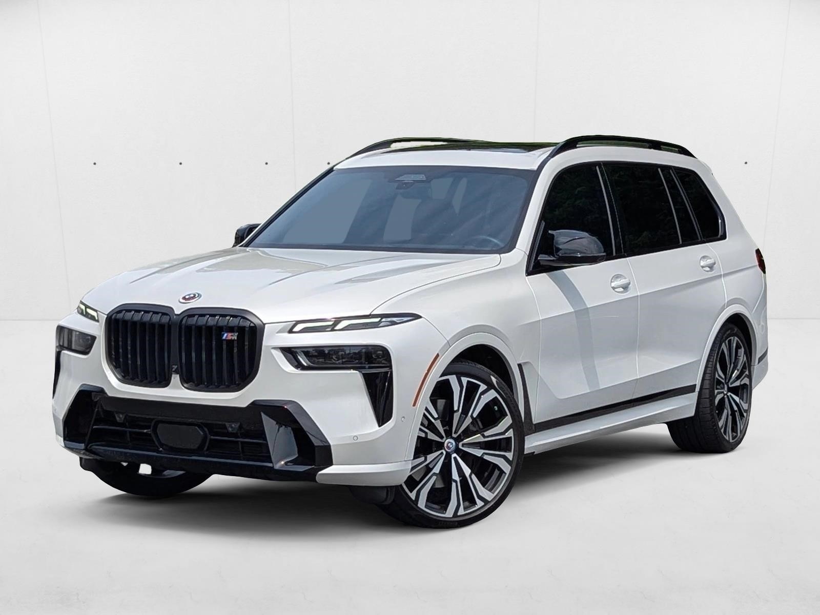 2023 BMW X7 M60i