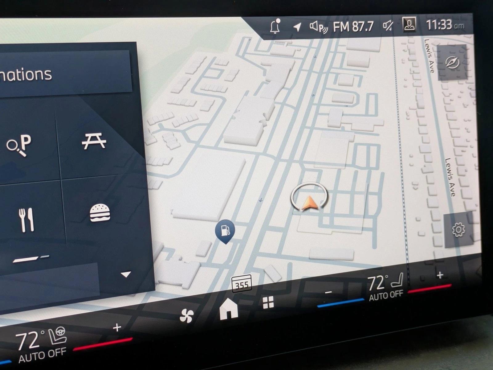 2025 BMW X1 28i - Photo 14