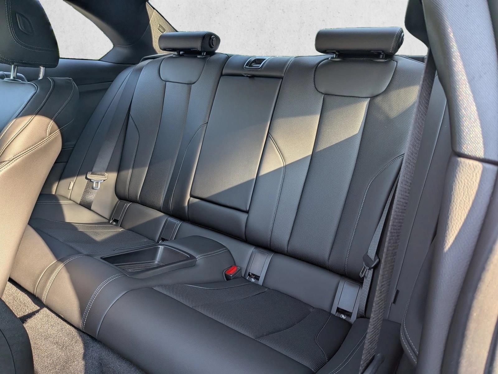 2025 BMW 2 Series 230i - Photo 18