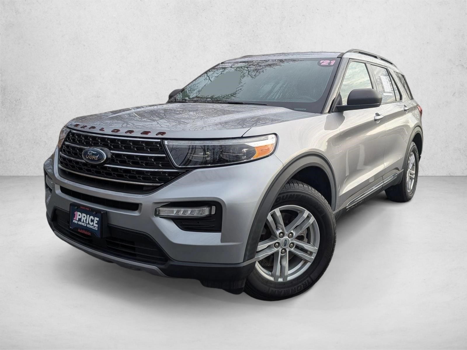 2021 Ford Explorer XLT's photo