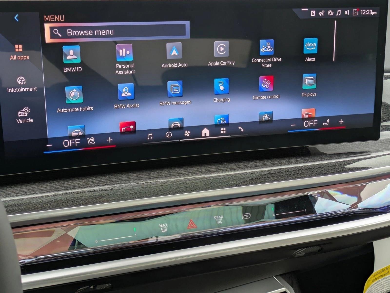 2026 BMW 7 Series 750e - Photo 12