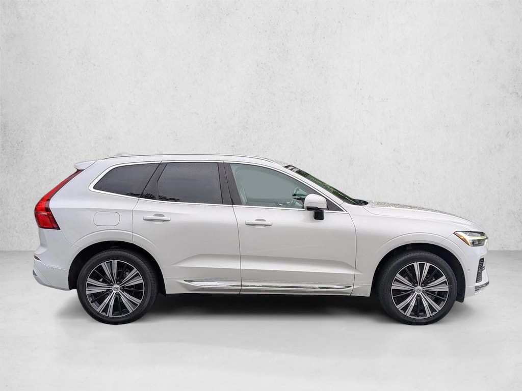Used 2023 Volvo XC60 B5 AWD Plus Bright SUV