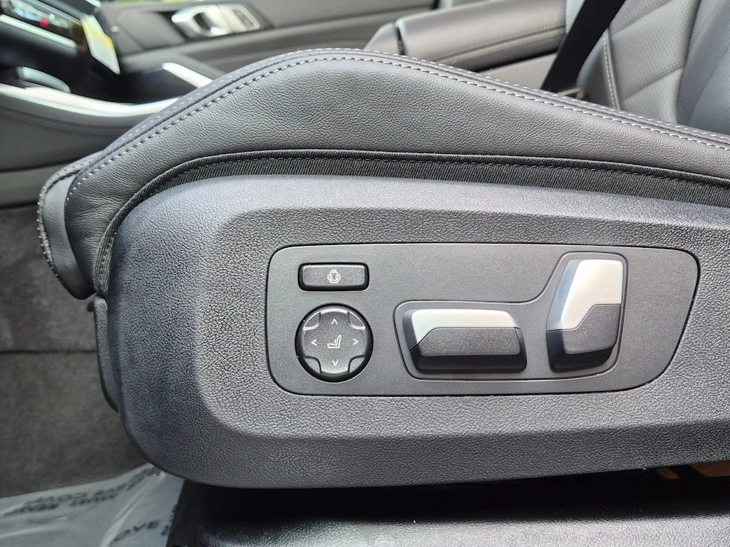 New 2026 BMW X5 PHEV xDrive50e SUV